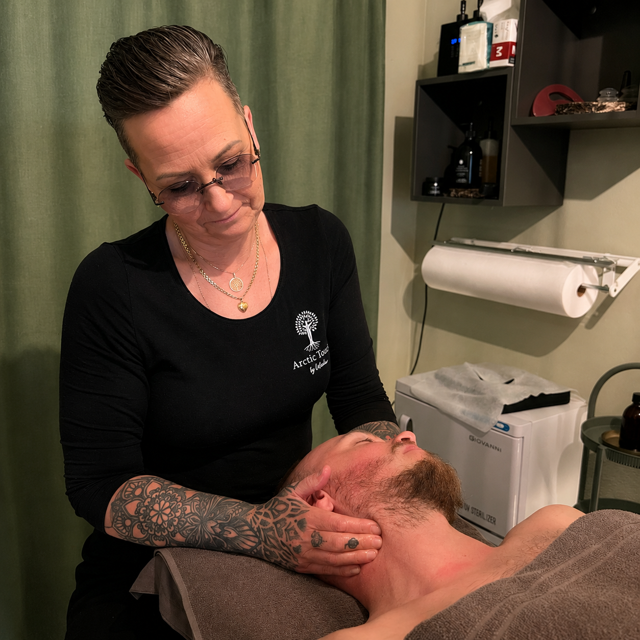 Olika massagebehandlingar i Luleå för friskvård.